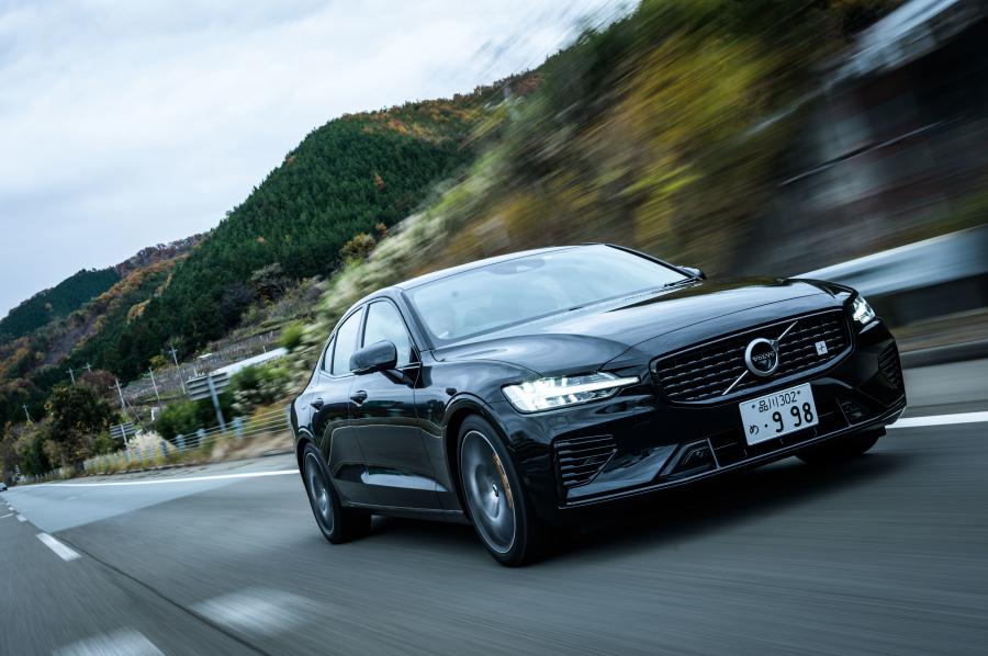  Volvo S60 T8 Polestar Engineered 2019 года  (JP) (фото 6 из 21)